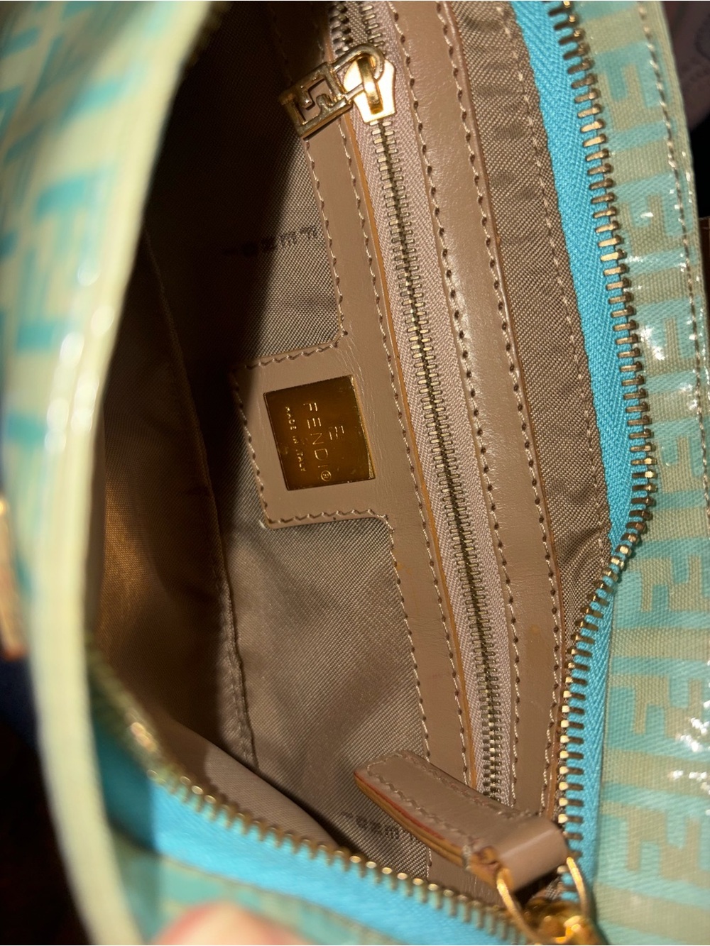 Fendi cigarette style handbag - Picture 6 of 7